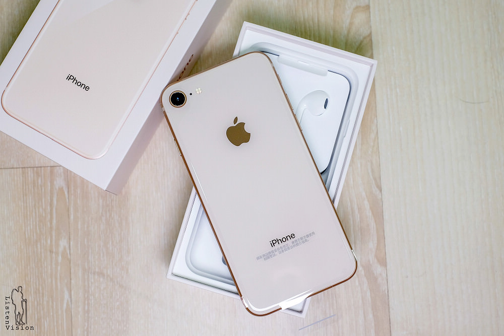 iPhone 8 金 | 簡易開箱 優雅迷人的玻璃背蓋