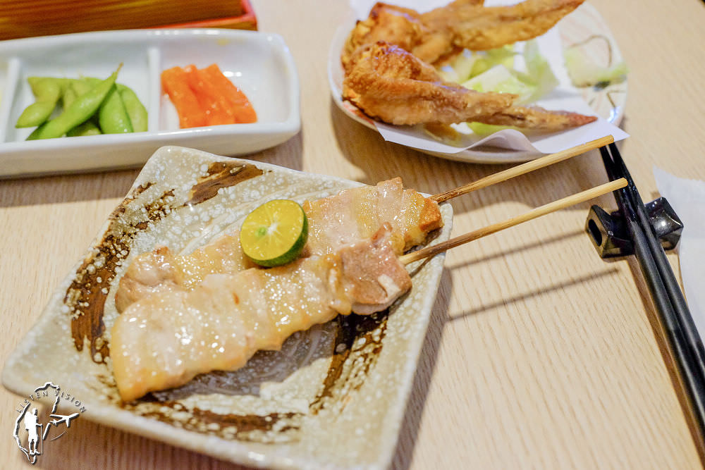 鰻丼作 職人炭火炙燒。行家吃的鰻魚飯 | 台南中西區巷弄美食