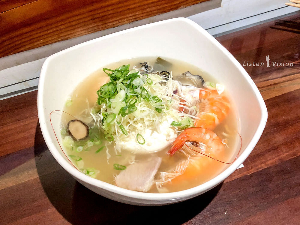 荒井佳子 あらいよしこ 海味十足的鍋燒意麵 / 台南東區美食