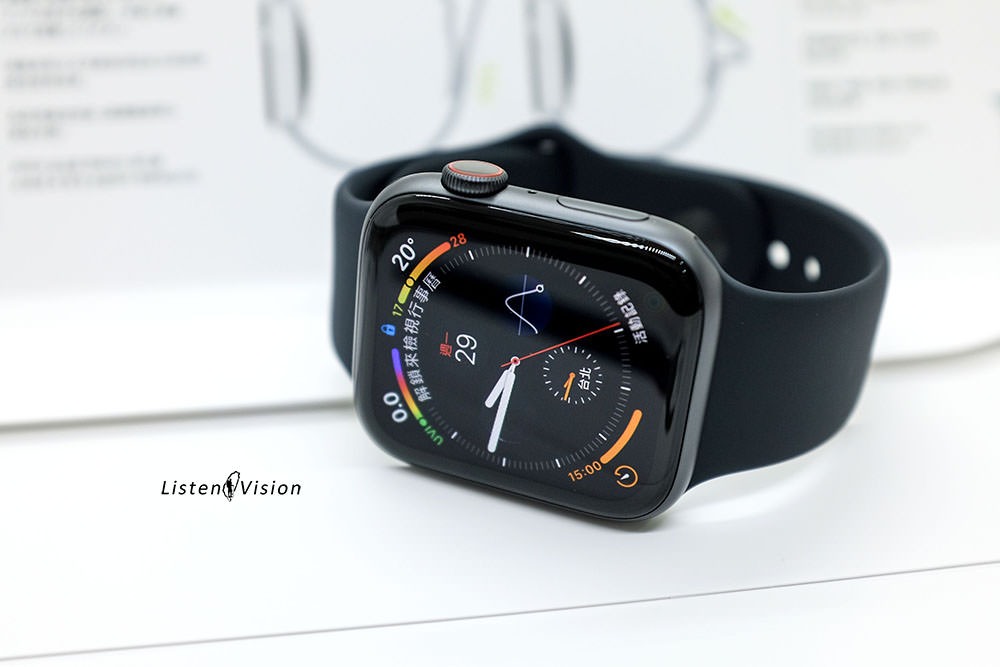 Apple Watch Series 4 全新進化的智慧型手錶 / 簡易開箱