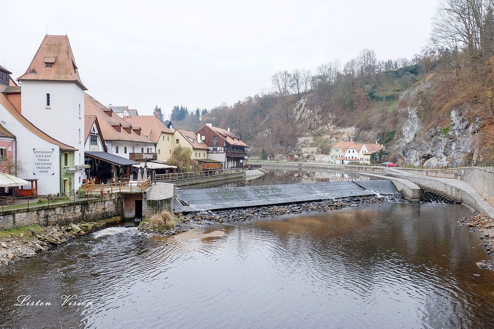 捷克 | 庫倫洛夫小鎮(Cesky Krumlov) 走進童話故事裡的世界