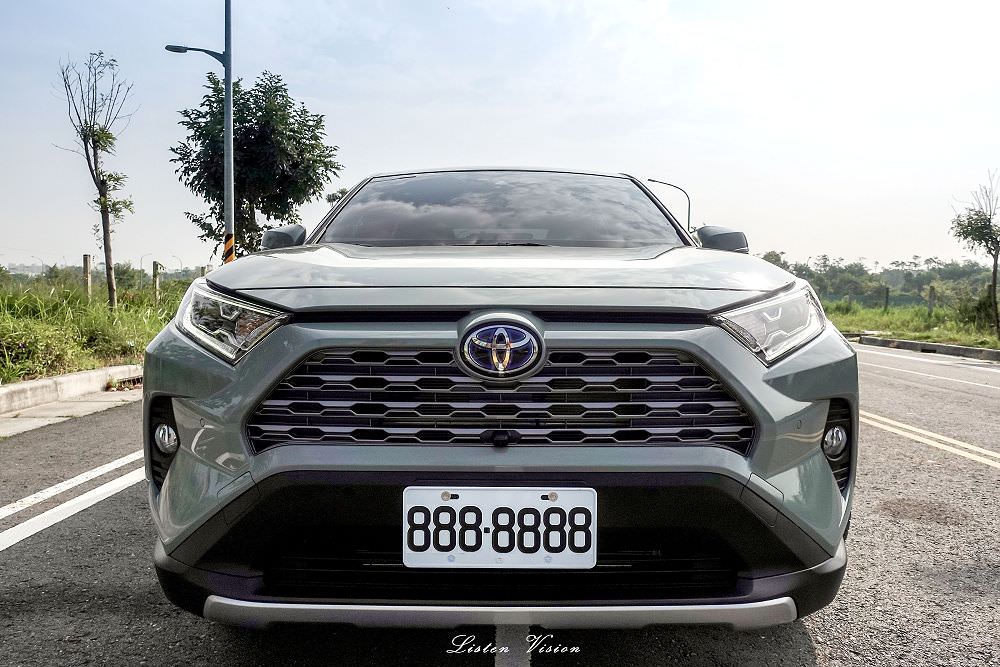 浩克報到 / 2019 All New Rav4 Hybrid 2WD月岩綠微開箱