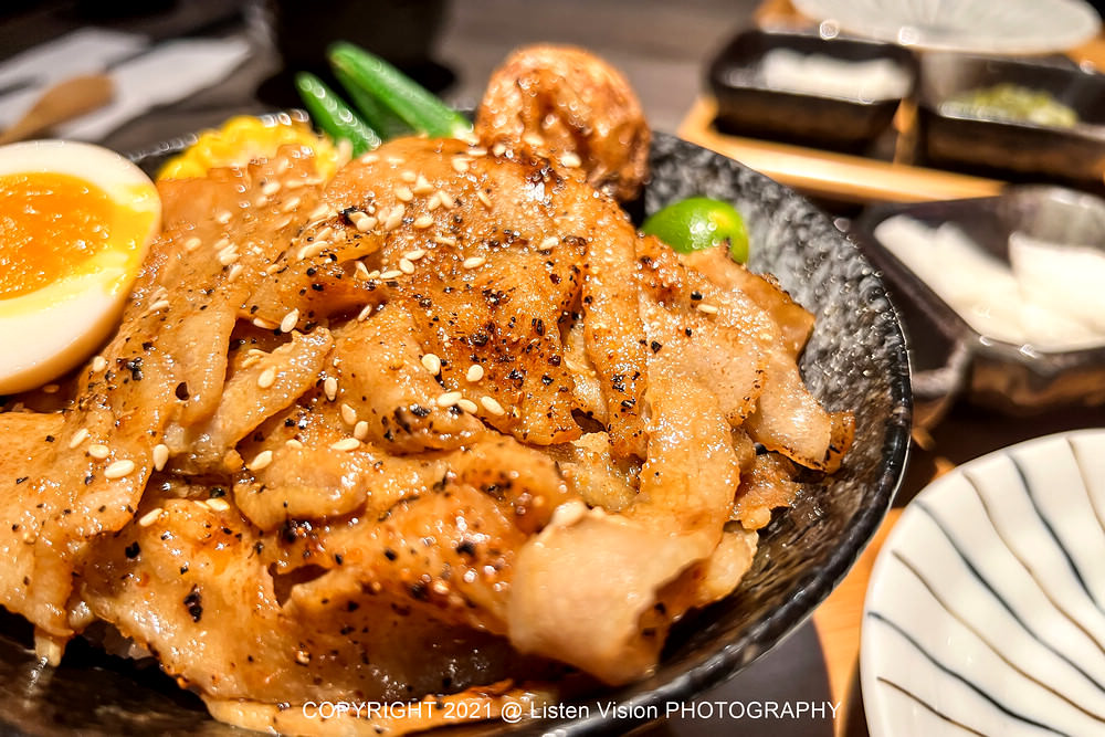 大河屋燒肉丼。串燒(台南新天地店) / 振興 5 倍卷限定優惠