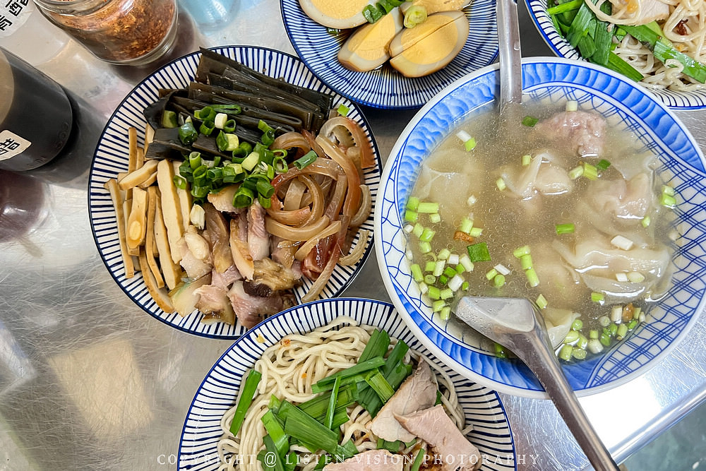 劉家汕頭麵 / 隱身於大廈中的美味～默默飄香一甲子 / 台南中西區美食